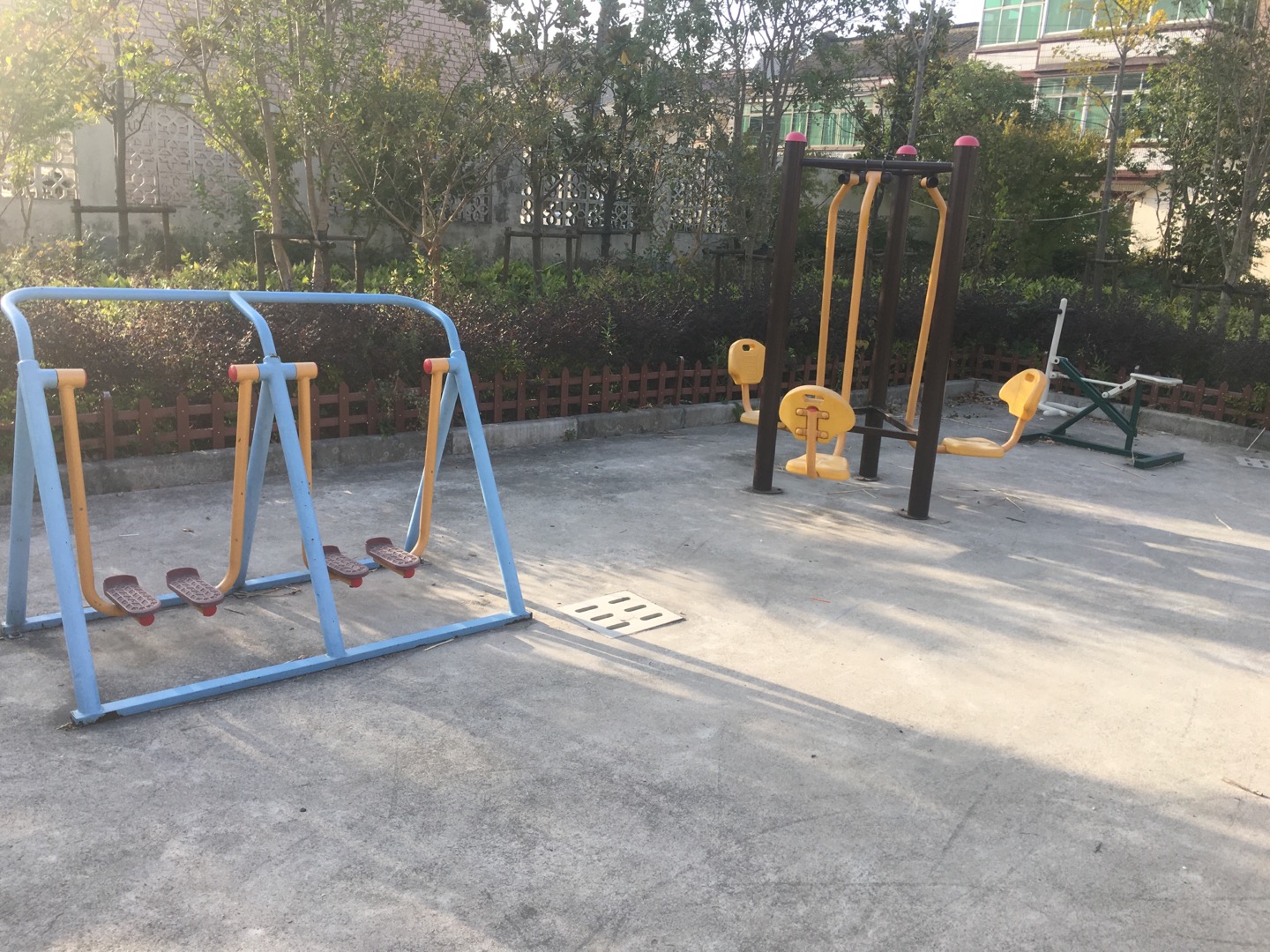 勤奮2隊健身點(diǎn)