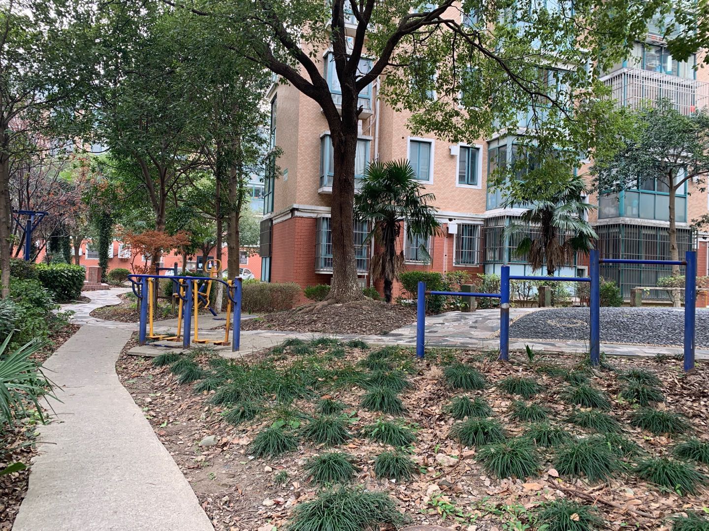 愛(ài)盛家園二期健身點(diǎn)