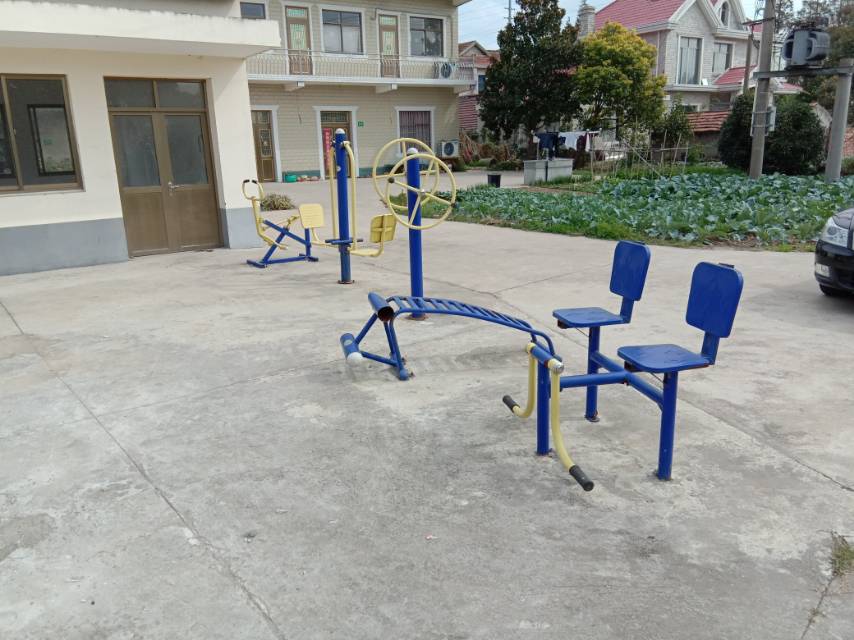 崇明區(qū)中興鎮(zhèn)汲浜大公2隊(duì)健身點(diǎn)