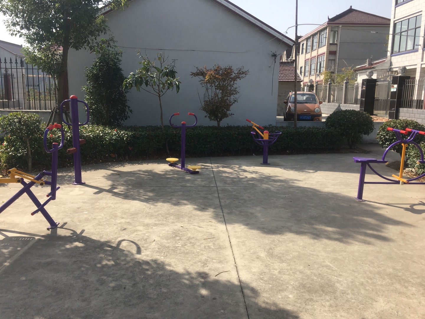 老港鎮(zhèn)成日村民委員會成日15組睦鄰點