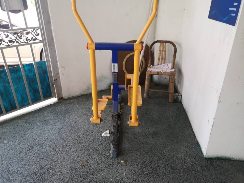 室外橢圓機(jī) 室外橢圓機(jī)