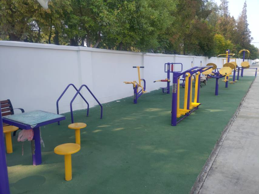 新海鎮(zhèn)萬元村益智健身點