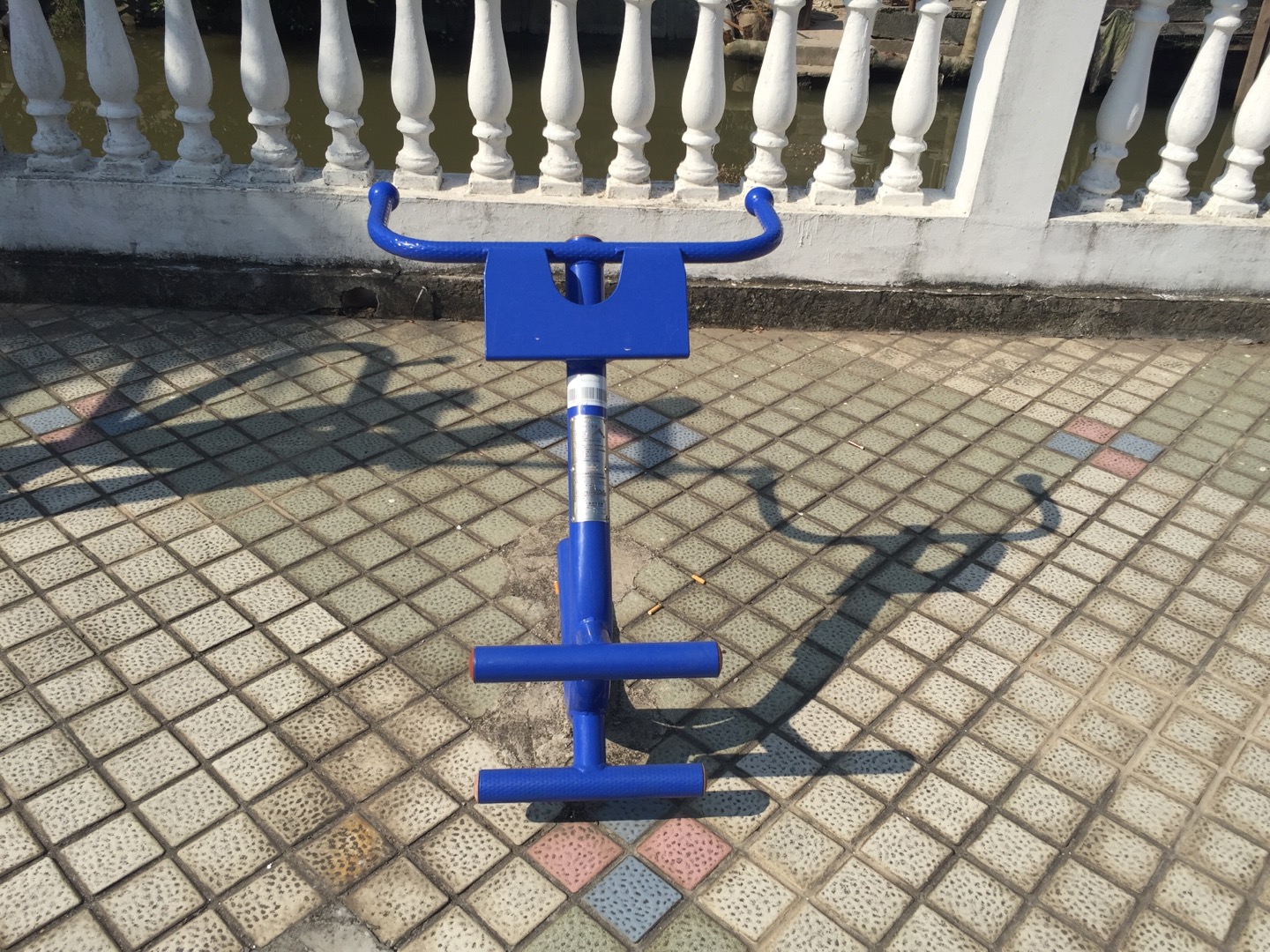 背肌訓(xùn)練器 背肌訓(xùn)練器