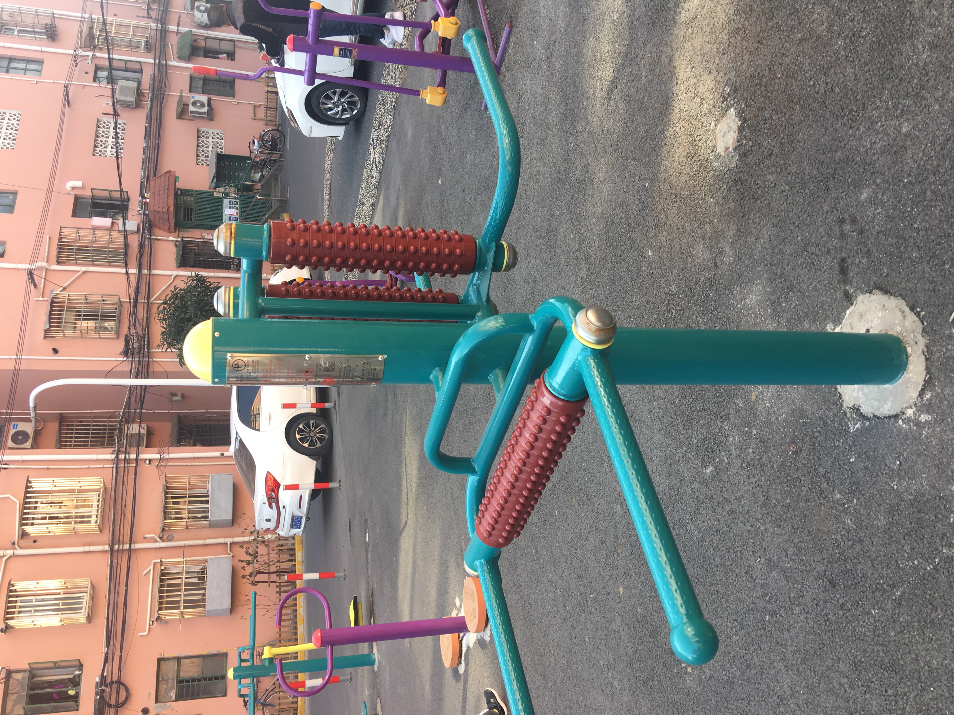 互動(dòng)式腰背按摩器