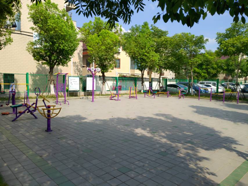 許浦村墻華健身點(diǎn)