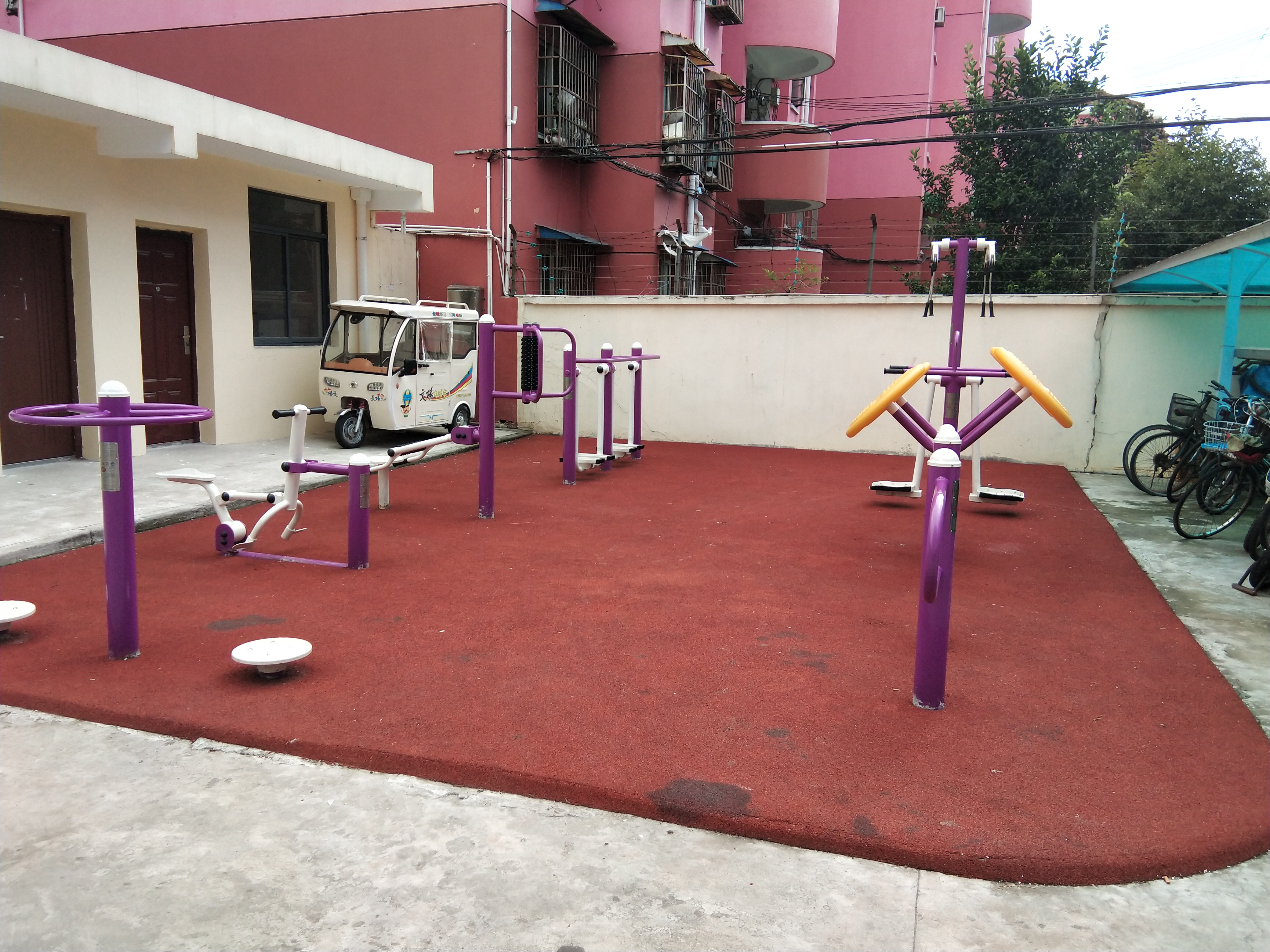 報春一村健身點A