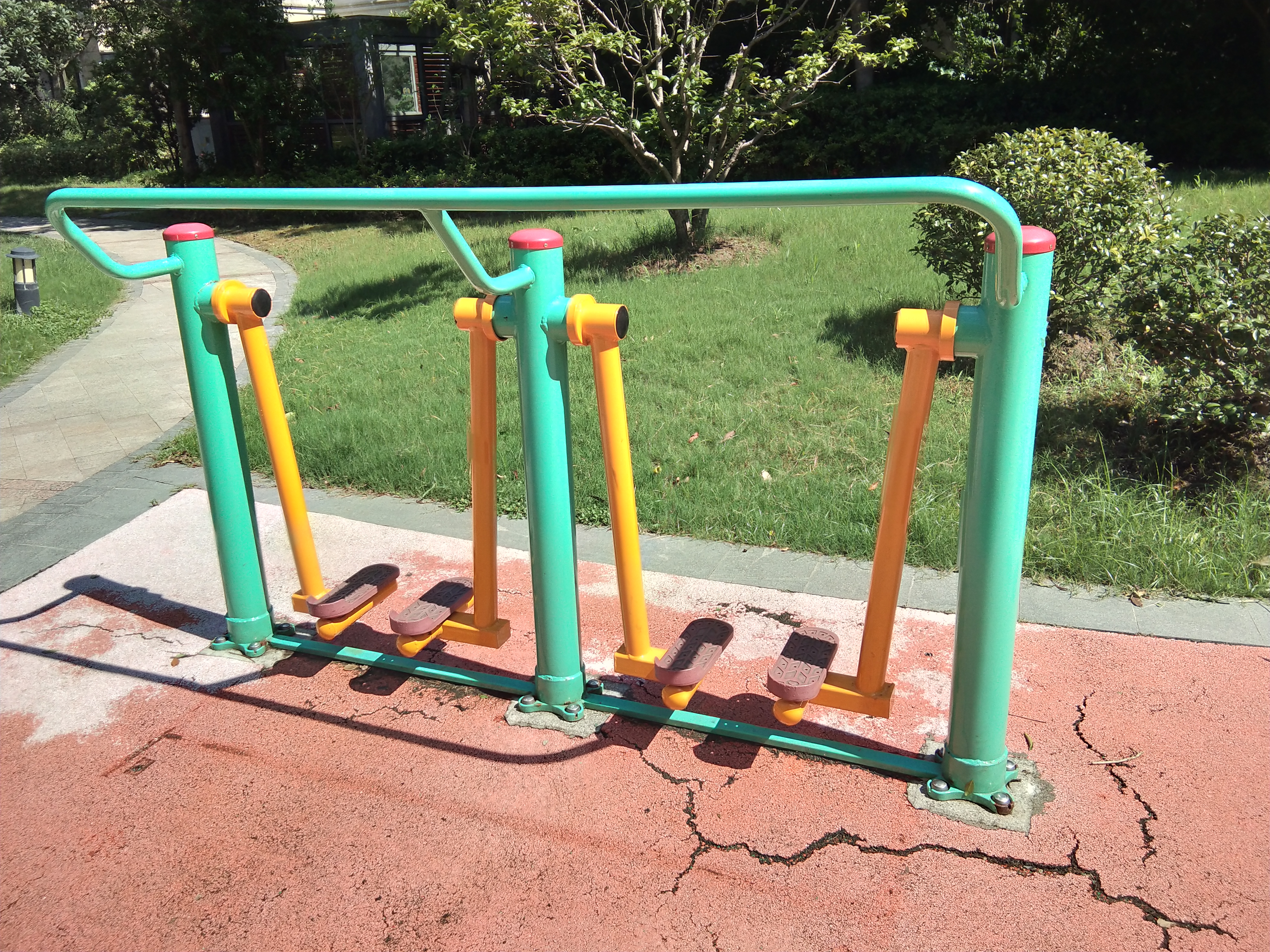 兩聯(lián)漫步機 兩聯(lián)漫步機