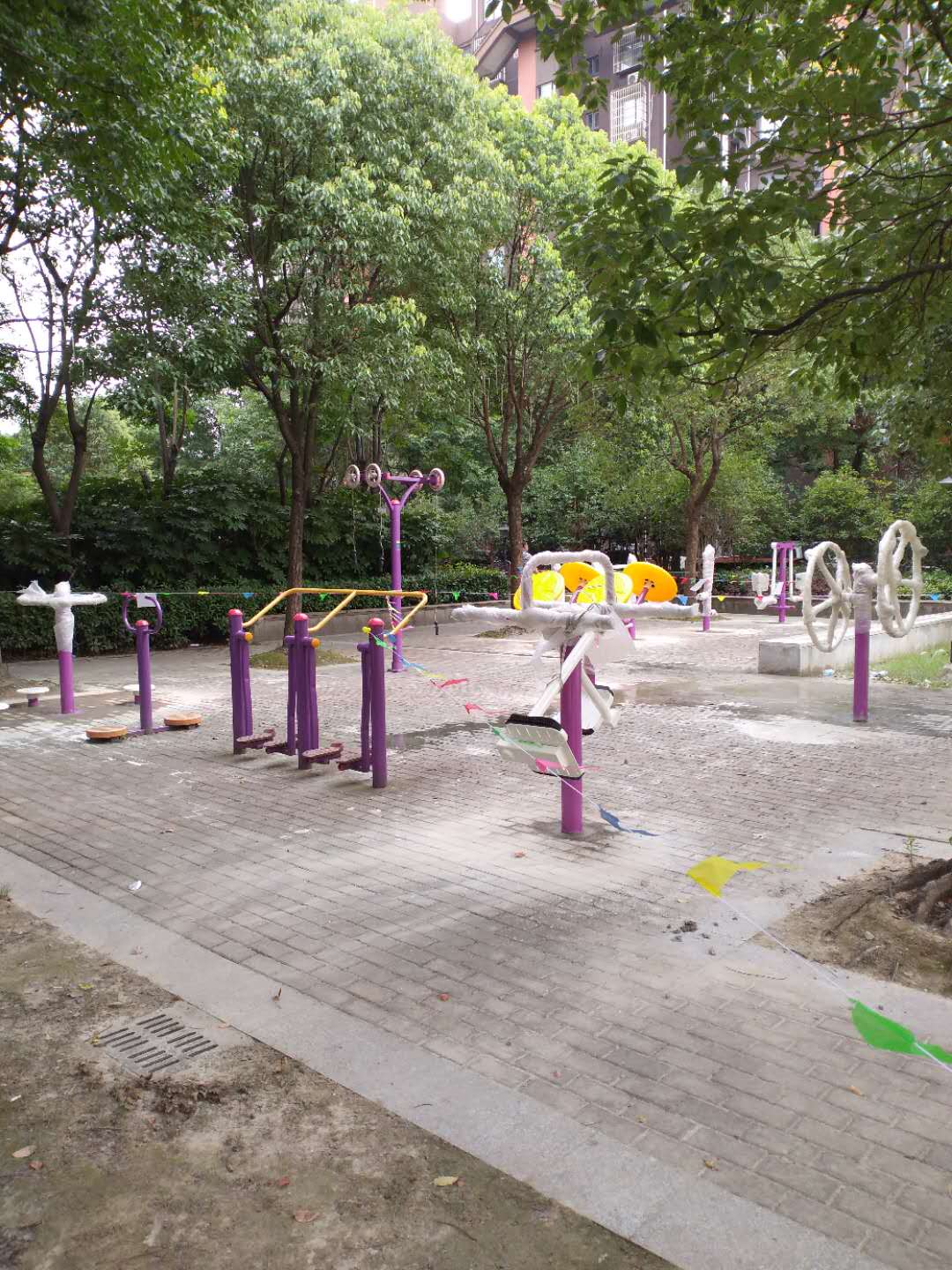 虹韻居委景雅苑健身點