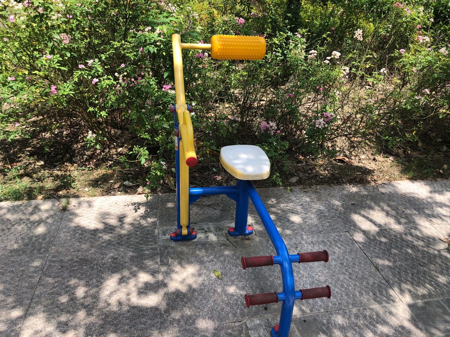 腹背鍛煉器 腹背鍛煉器