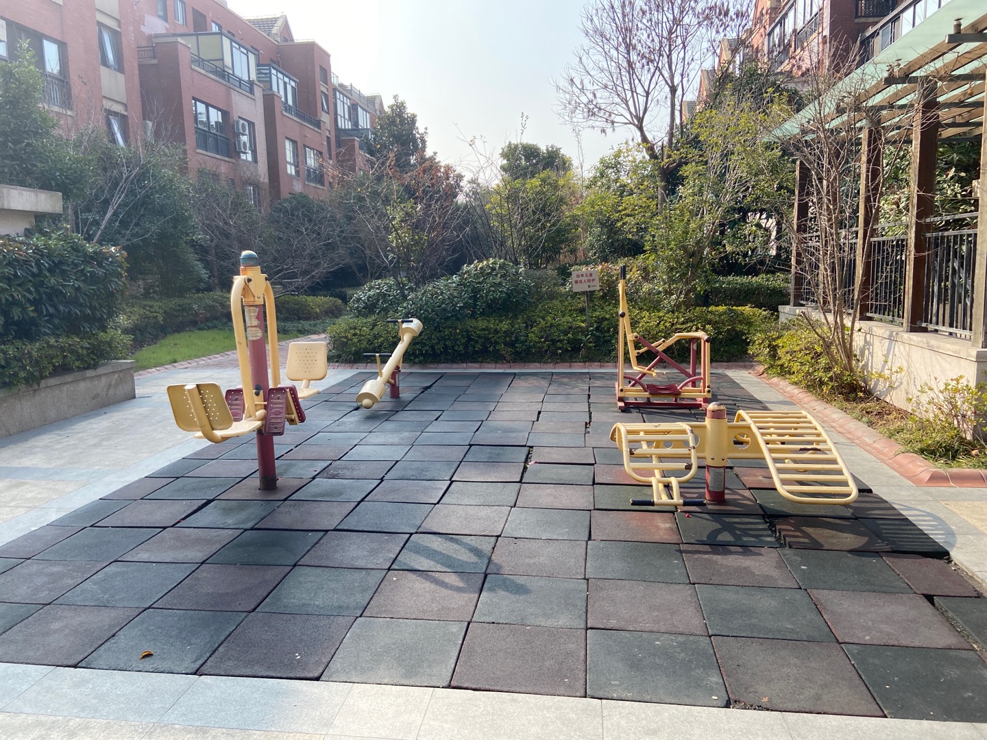 臨澤路89弄小區(qū)市民健身點(diǎn)