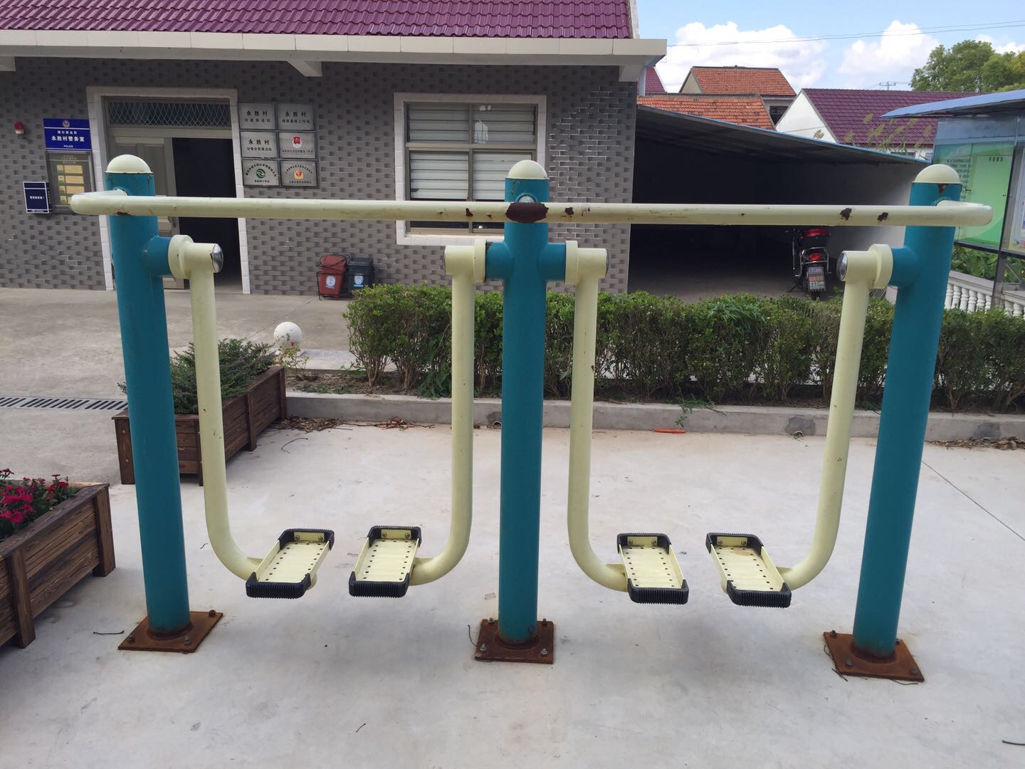 雙位太空漫步機