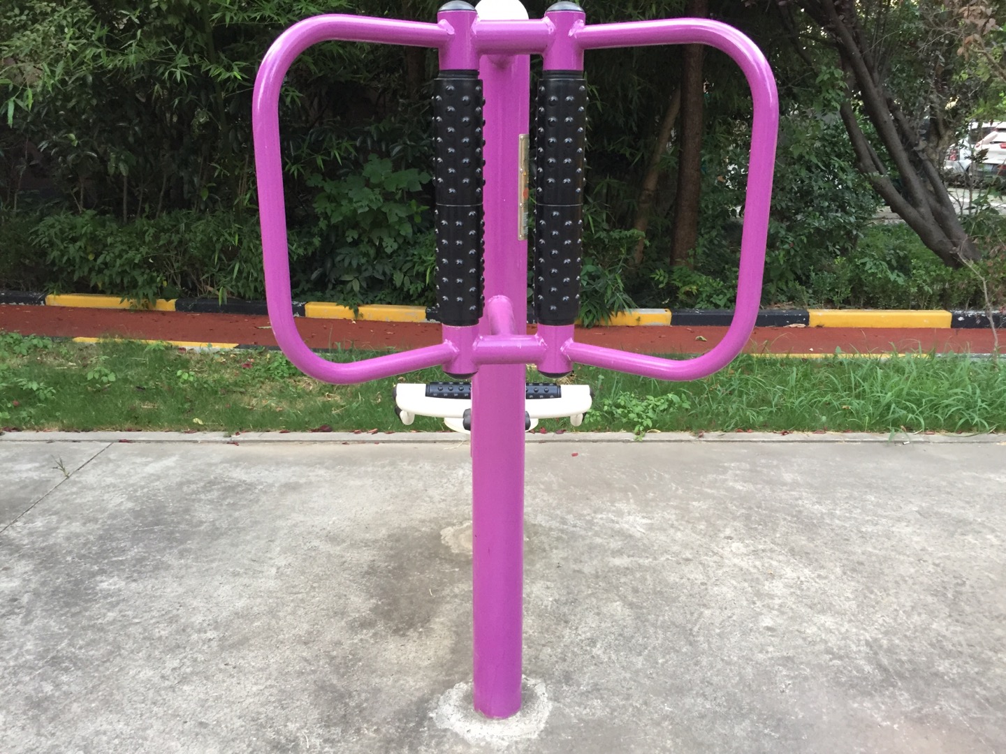 坐式腰背按摩器 坐式腰背按摩器