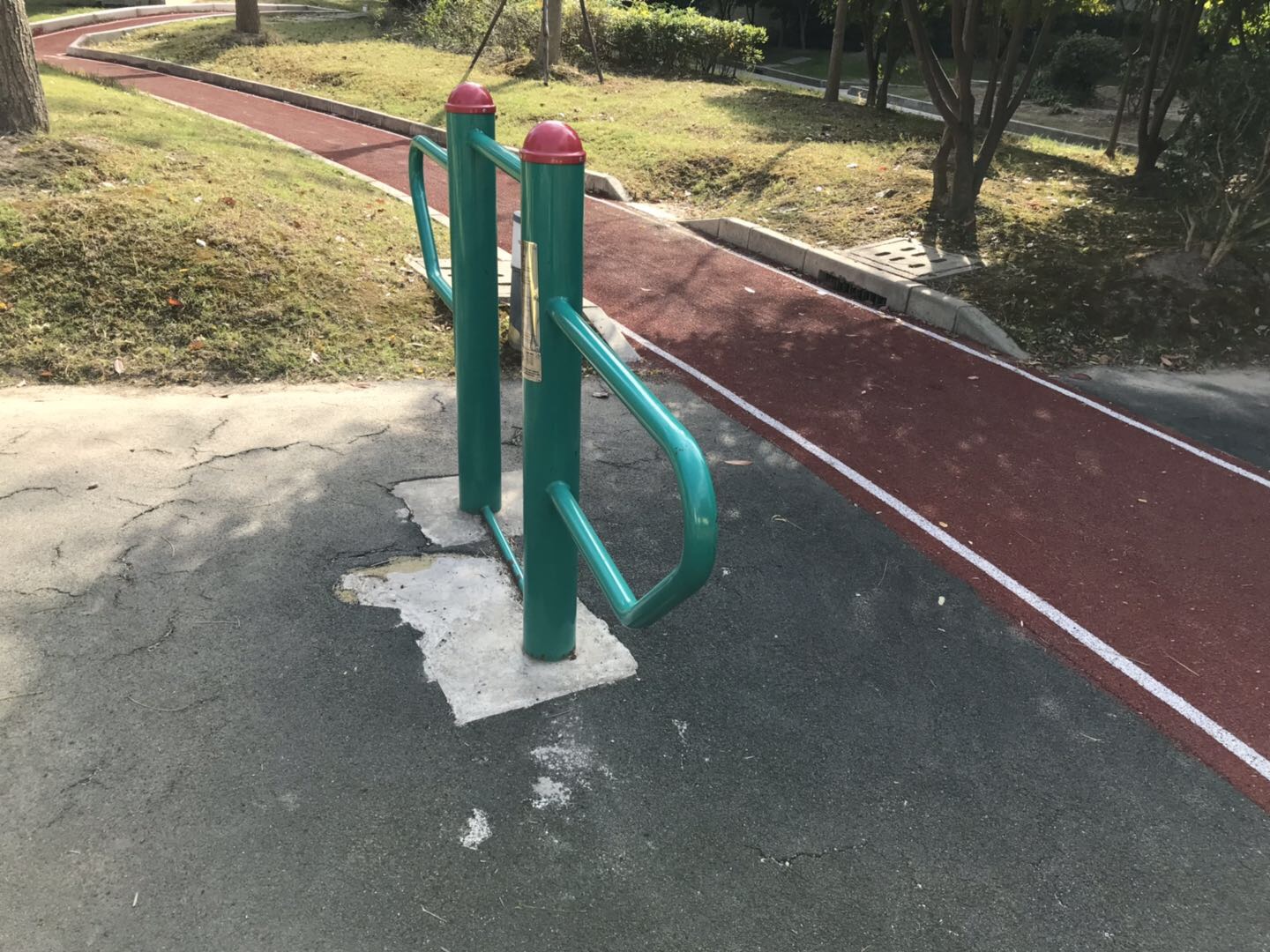 三聯(lián)壓腿架 三聯(lián)壓腿架