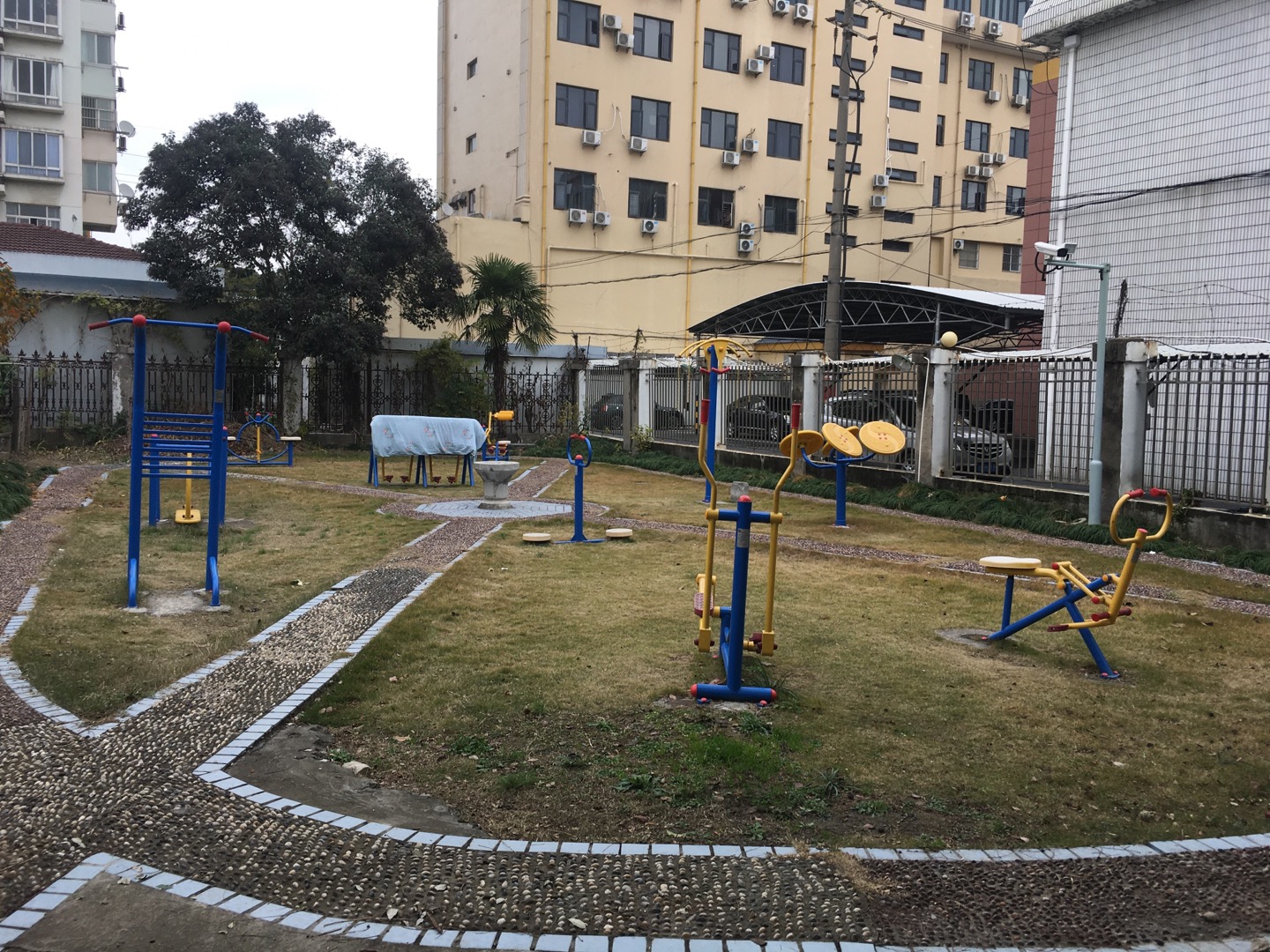 愛(ài)麗雅健身點(diǎn)