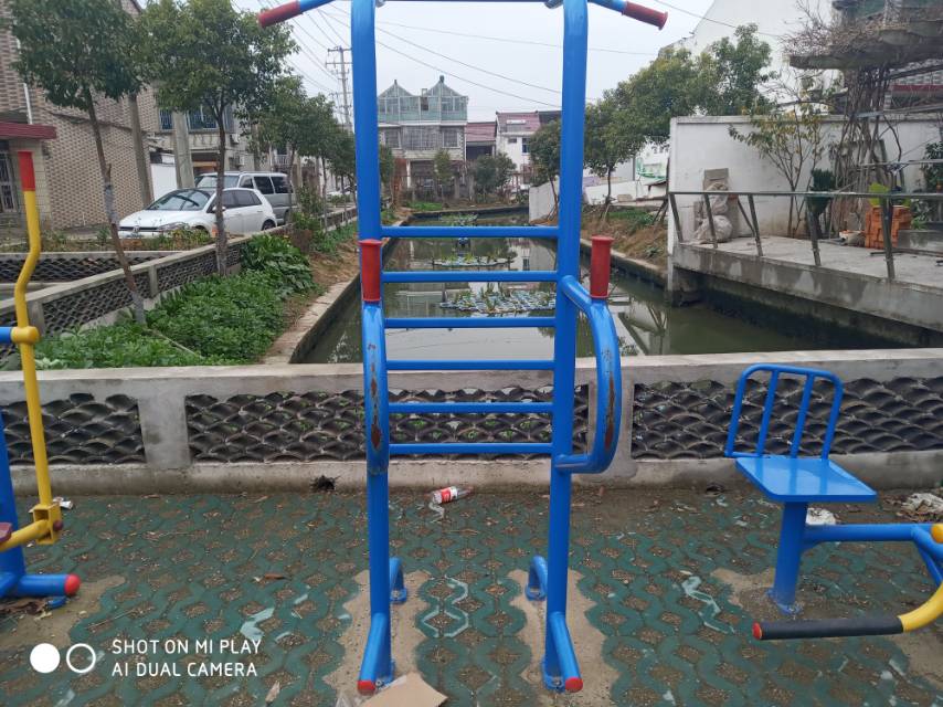 多功能訓(xùn)練器