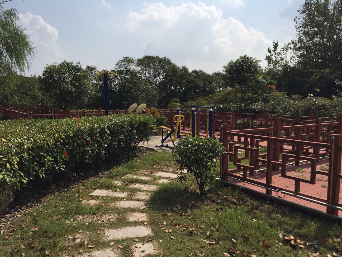 東興村三組健身點(diǎn)