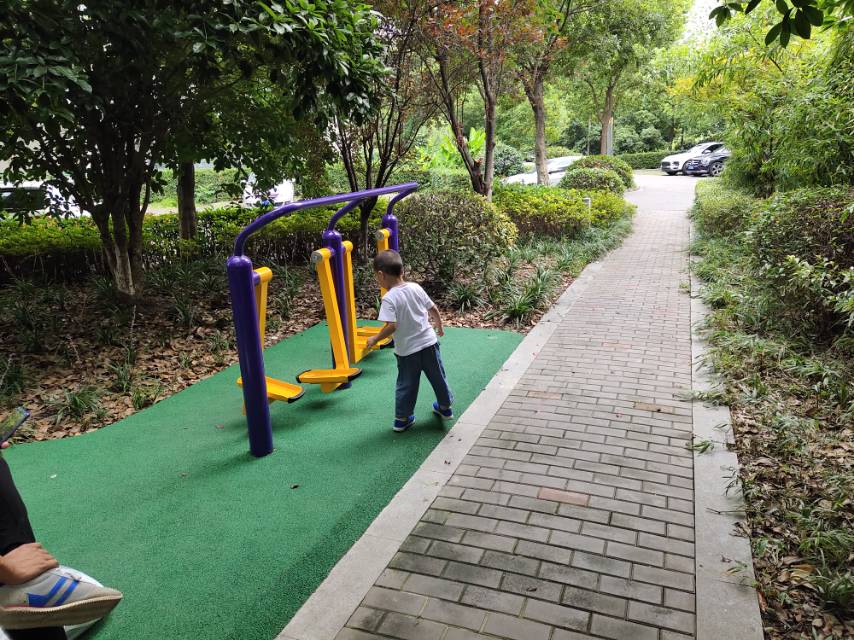 太空漫步器 太空漫步器