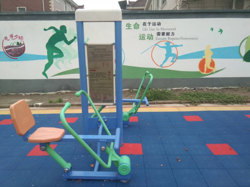 雙立柱平推平拉訓練器 雙立柱平推平拉訓練器