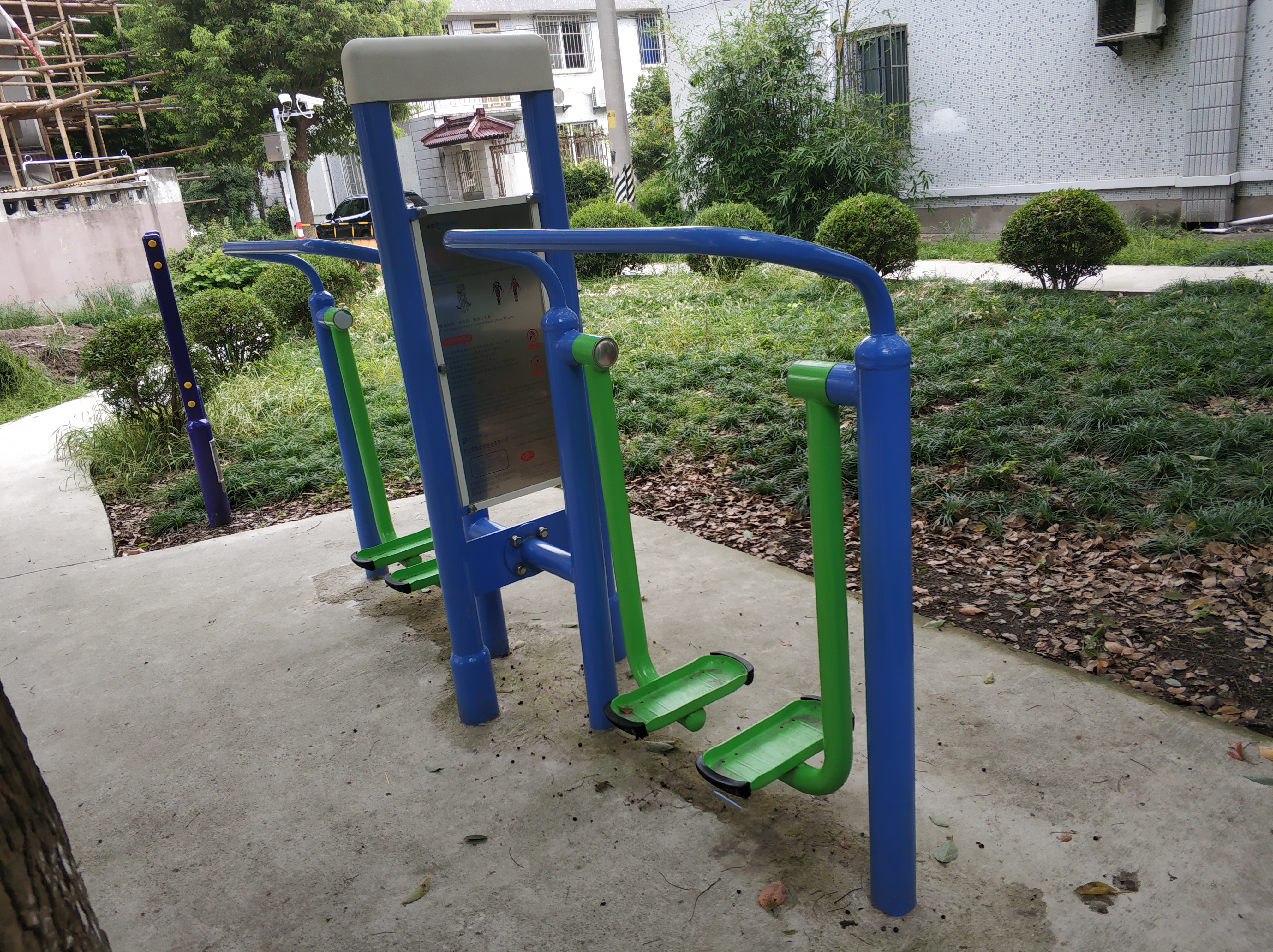 雙立柱太空漫步器