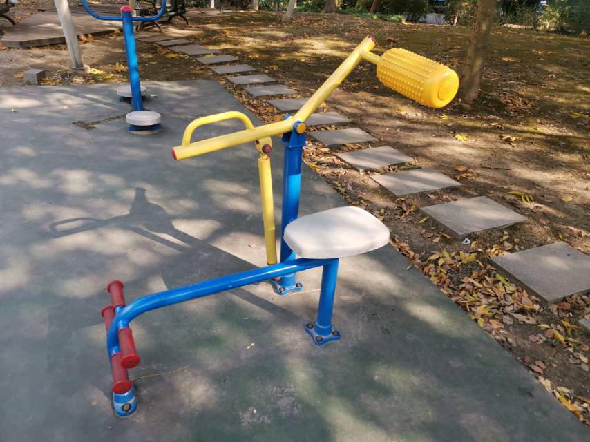 腹背鍛煉器 腹背鍛煉器