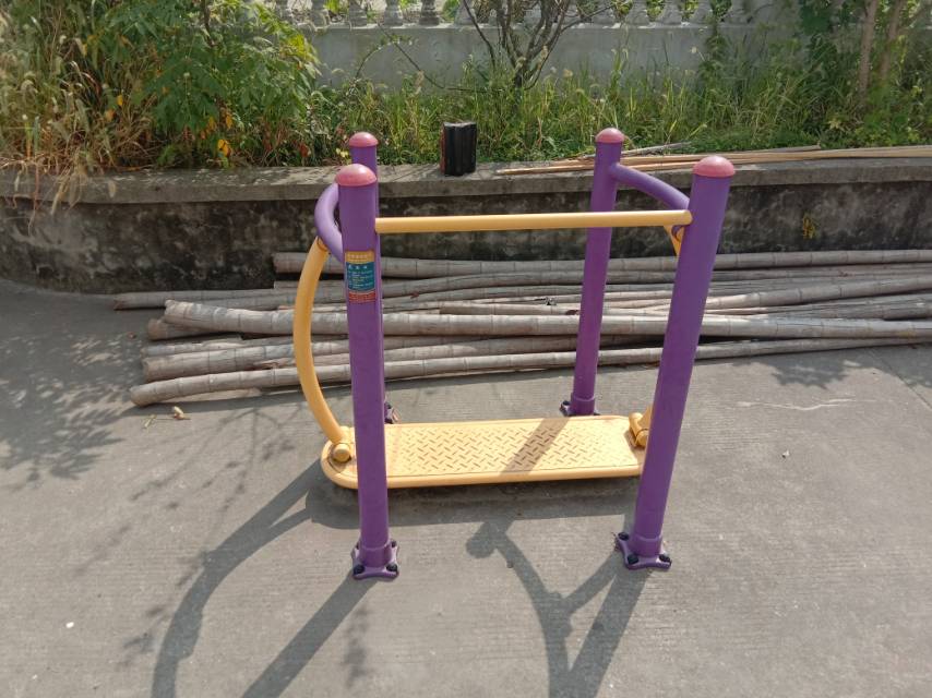 晃板健身器 晃板健身器