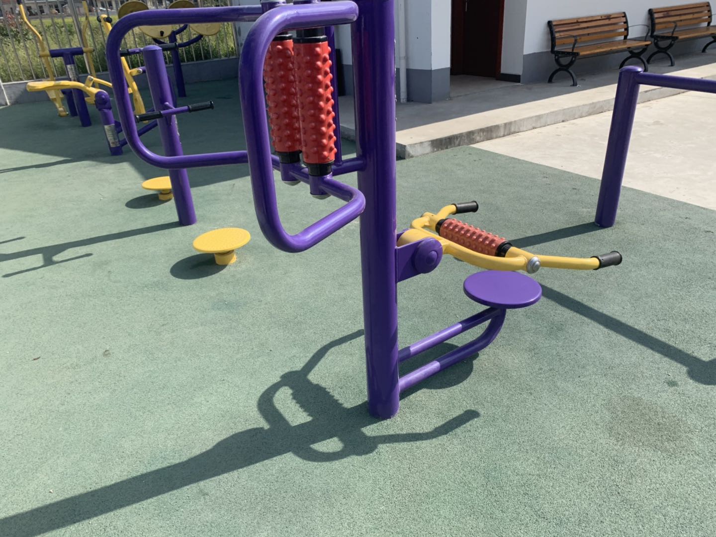 腰背按摩器 腰背按摩器