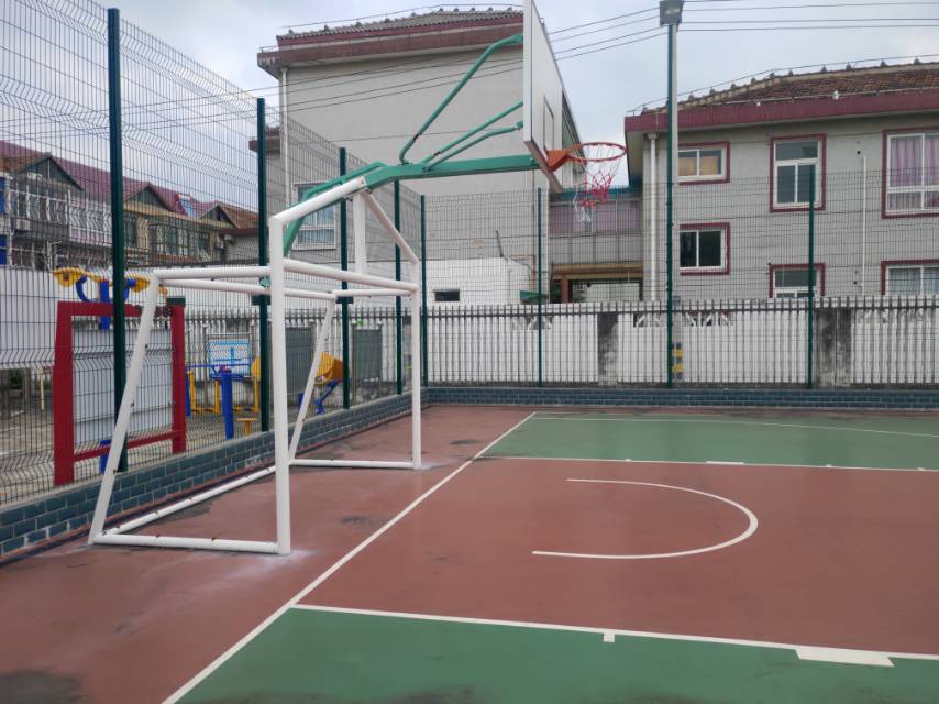 新晨居委籃球場