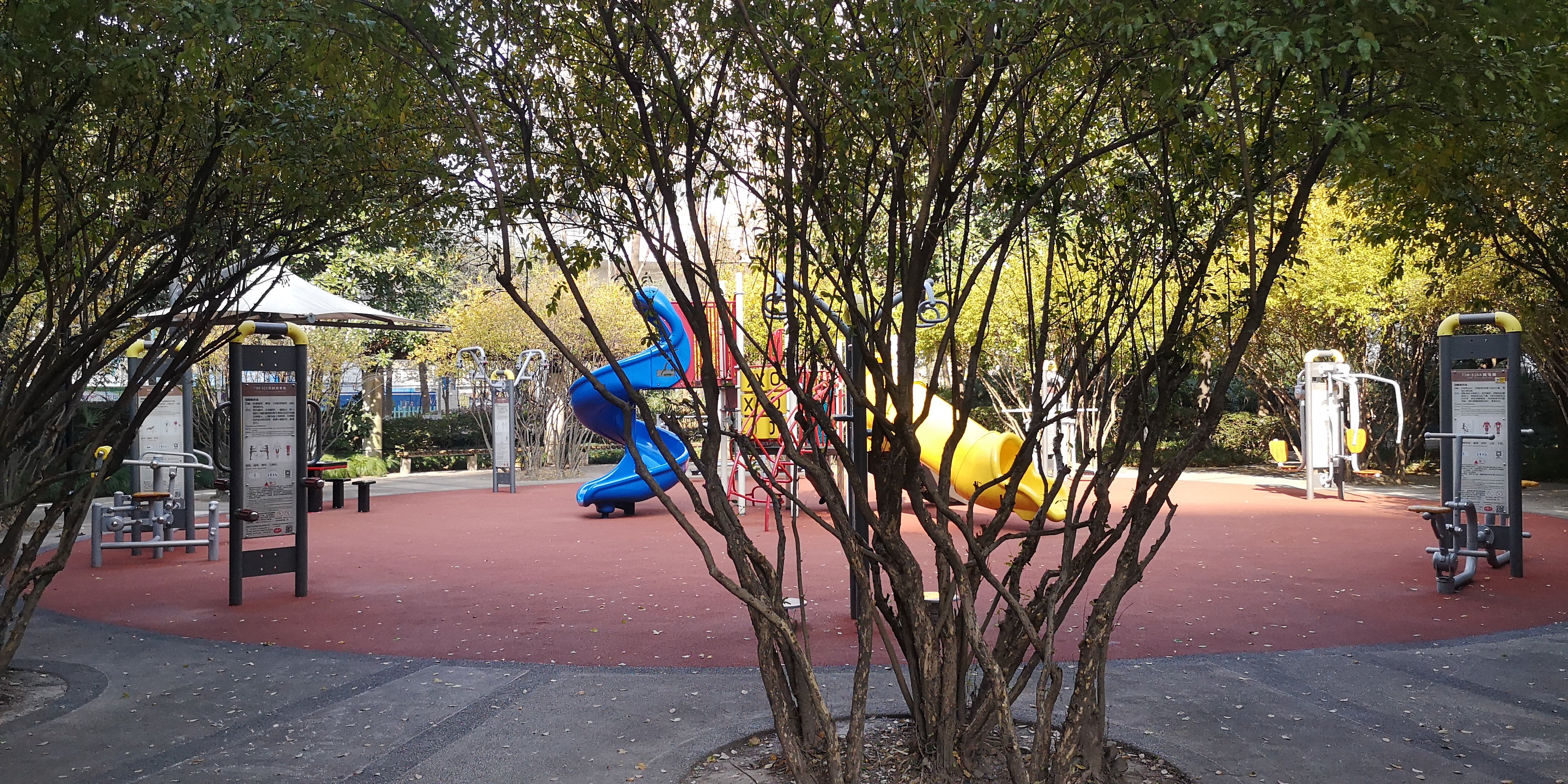 中遠(yuǎn)二委中潭路99弄57號(hào)健身點(diǎn)1