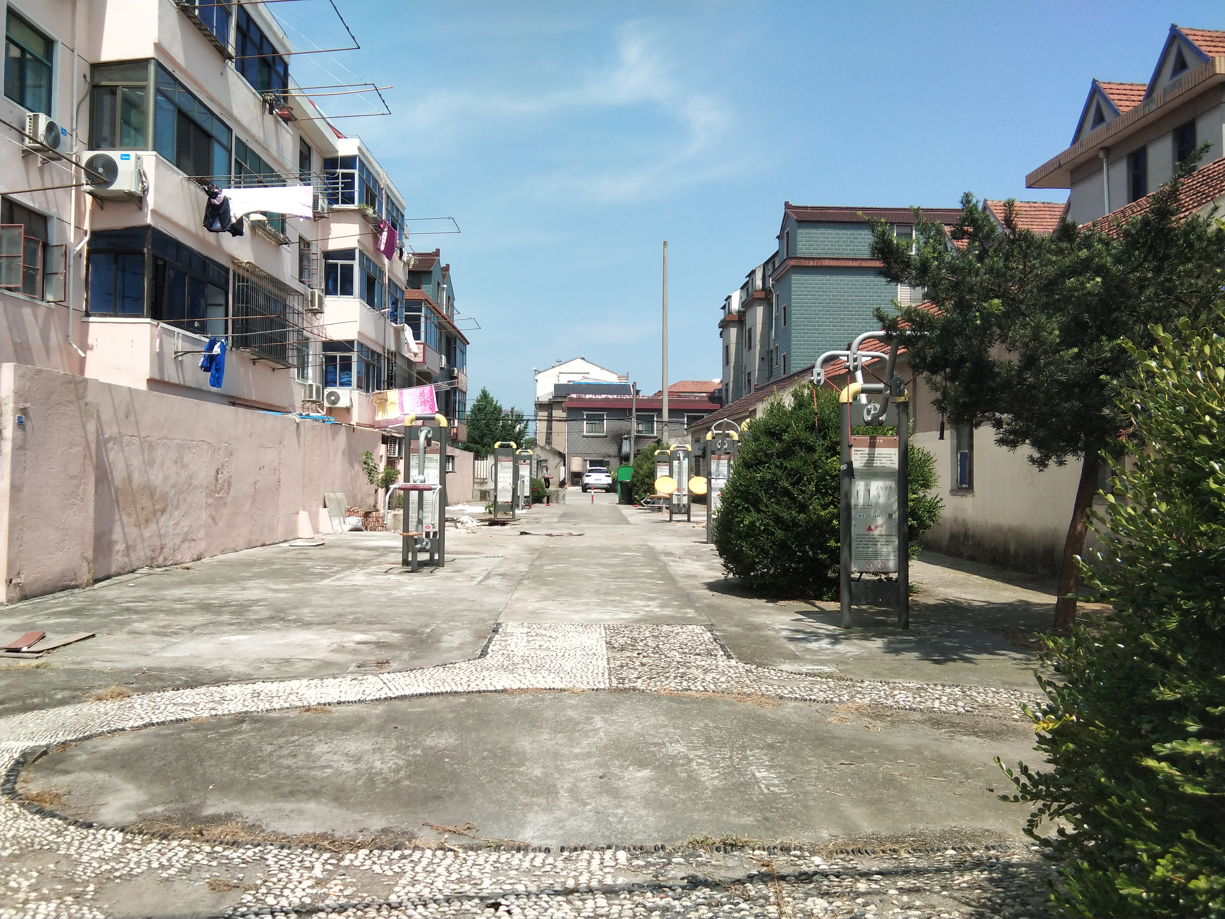 平安居委安友小區(qū)市民益智健身苑點(diǎn)