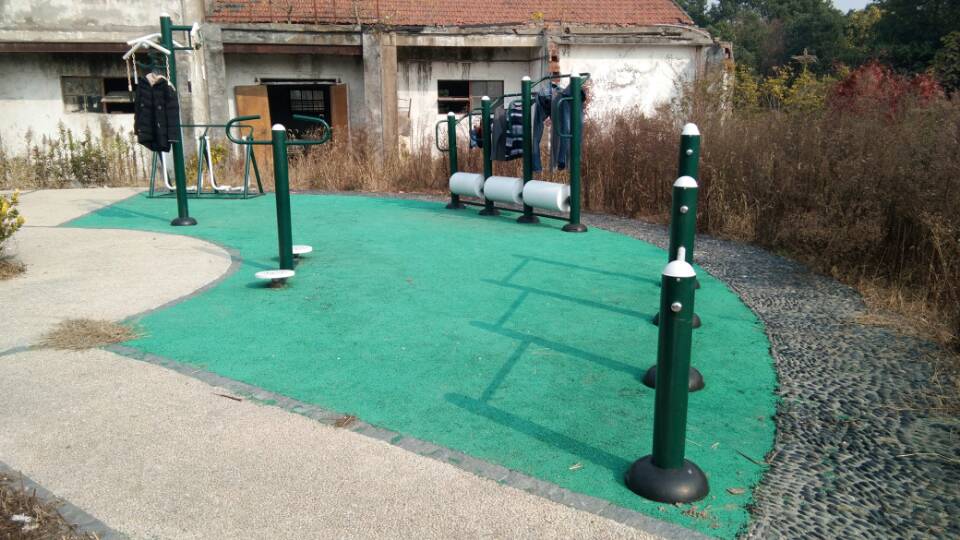 北崧居委健身點(diǎn)