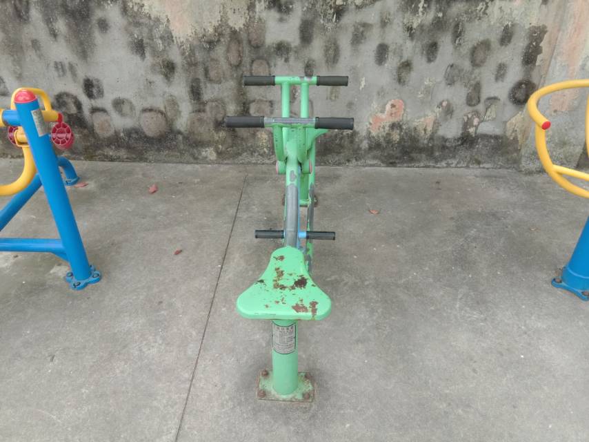 下肢訓(xùn)練器