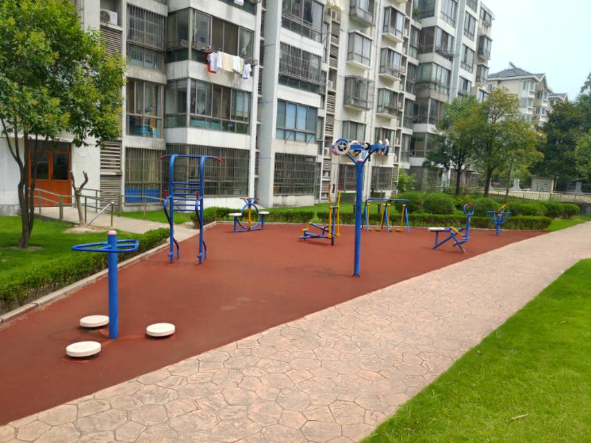 龍安佳苑健身點