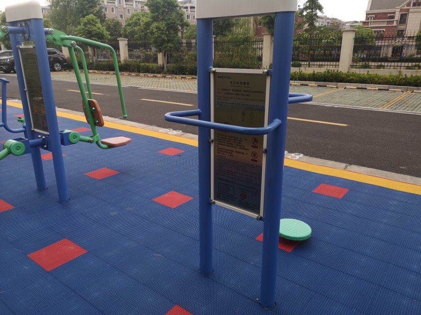 雙立柱扭腰器 雙立柱扭腰器