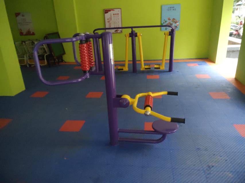 腰背按摩器 腰背按摩器