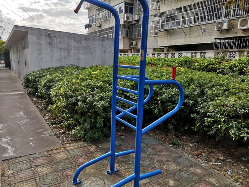 多功能訓(xùn)練器