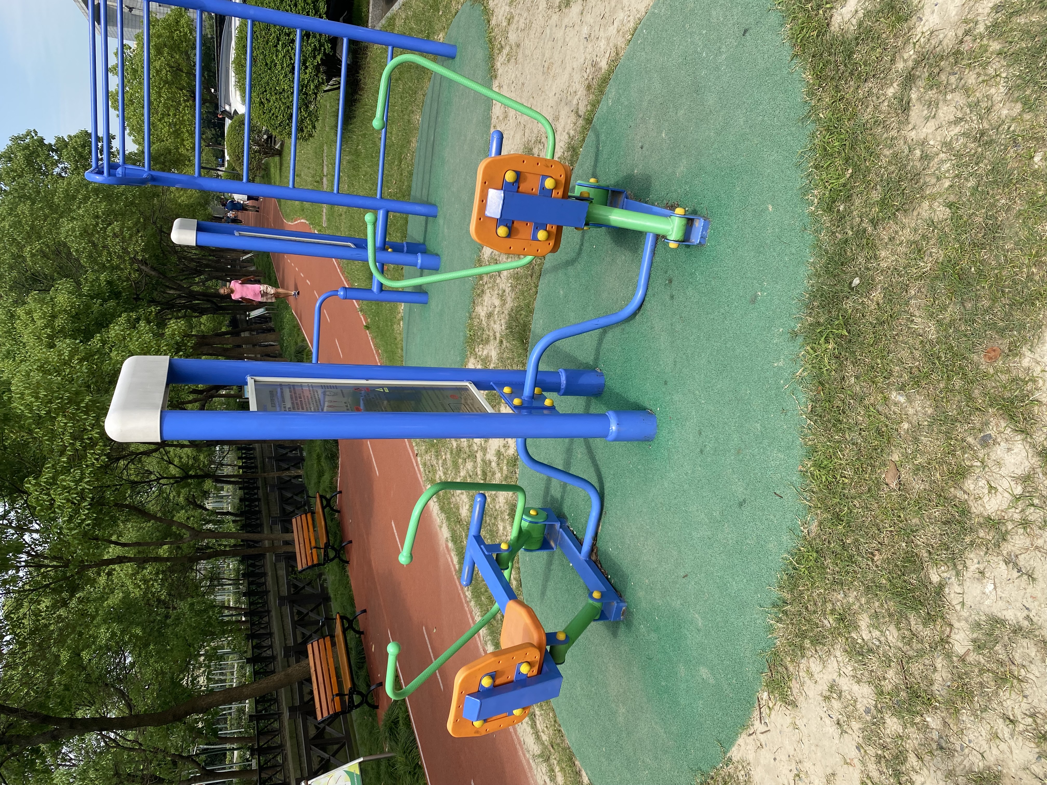 雙立柱平推平拉訓(xùn)練器 雙立柱平推平拉訓(xùn)練器