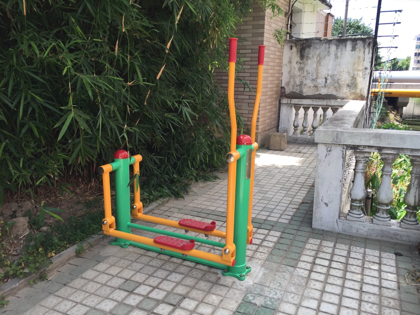 平步機(jī) 平步機(jī)