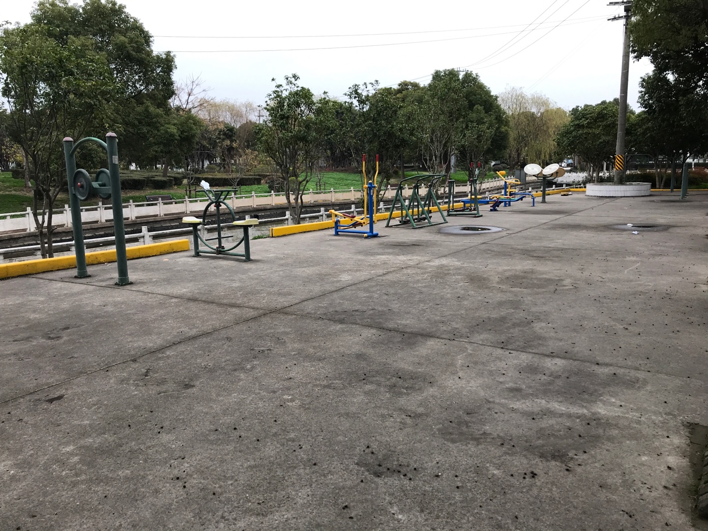 浦東新區(qū)高東鎮(zhèn)永新村健身苑點4