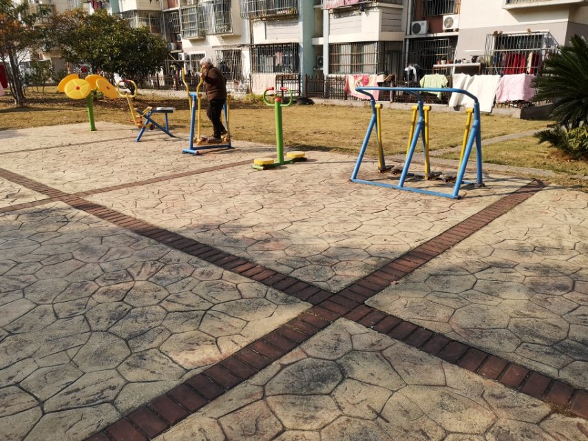 華順居委健身苑點