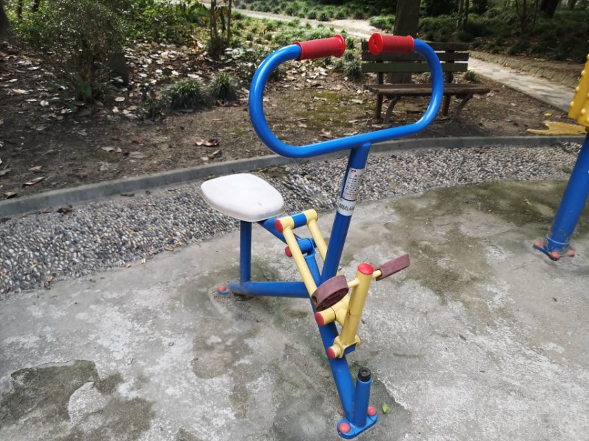 腰力鍛煉器 腰力鍛煉器