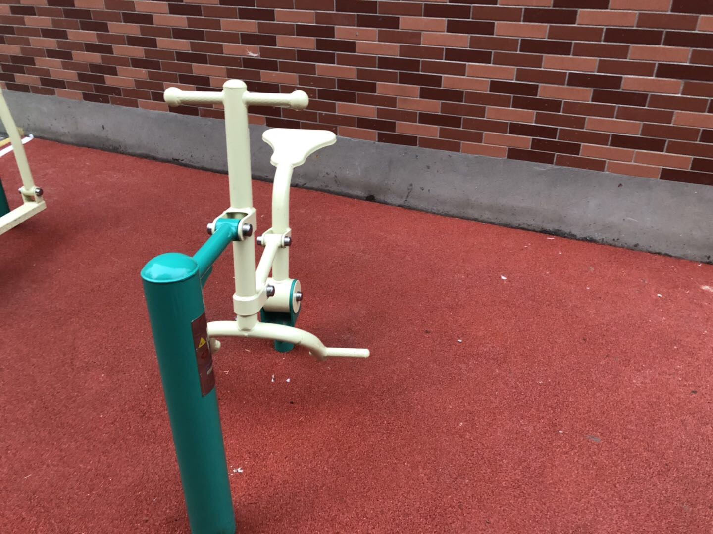 健騎機(jī) 健騎機(jī)