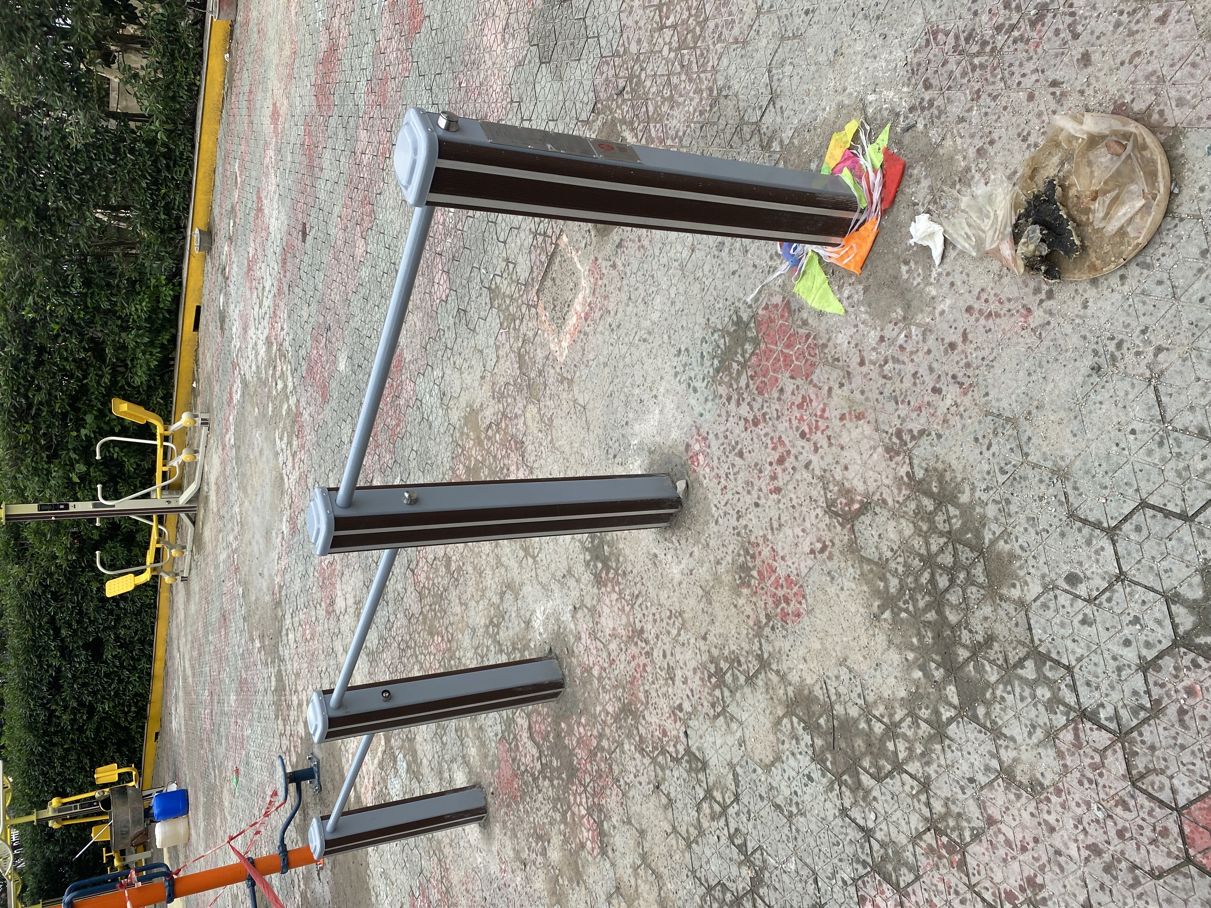 彈振壓腿器 彈振壓腿器