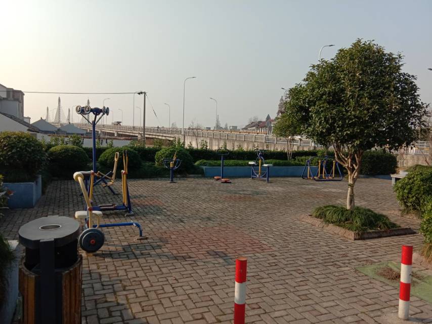 雙店村大橋健身點