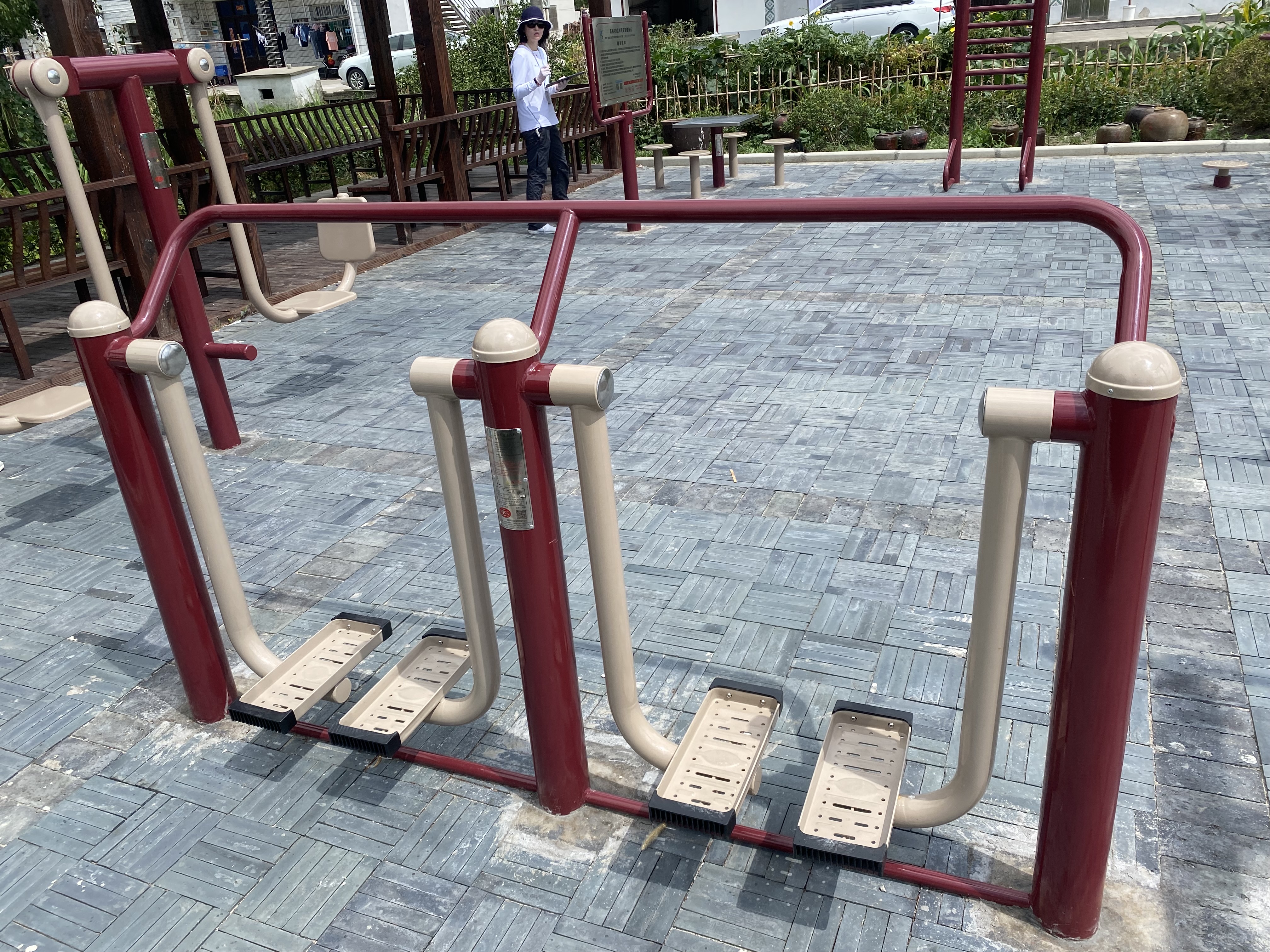 二位太空漫步機(jī) 二位太空漫步機(jī)