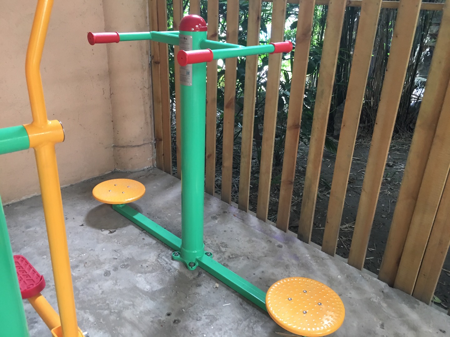 二位扭腰器 二位扭腰器