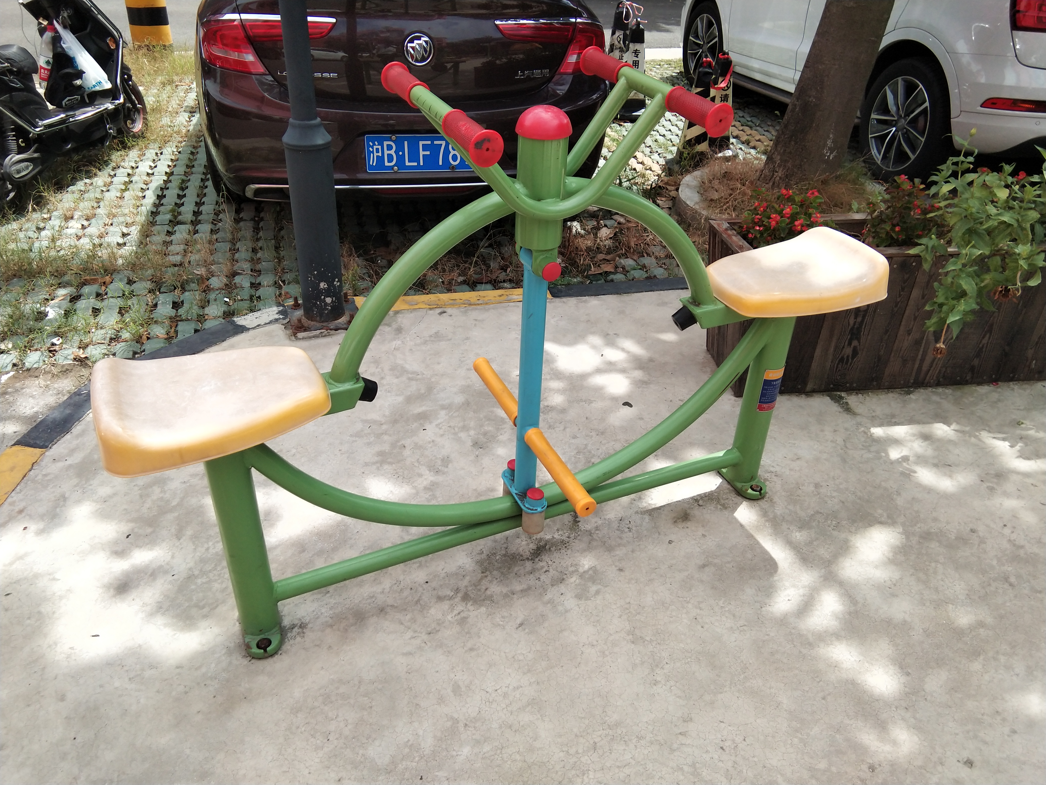 下肢康復(fù)器