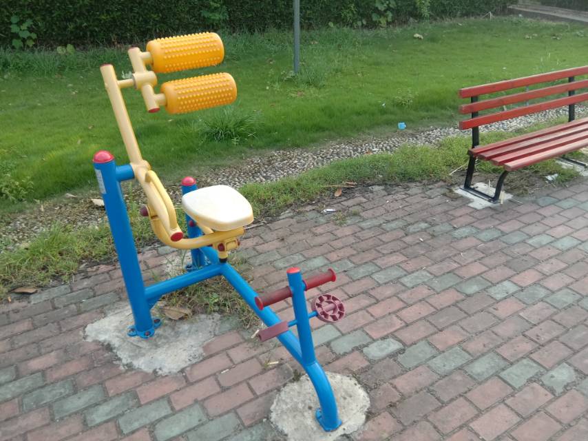 自重腰腹器 自重腰腹器