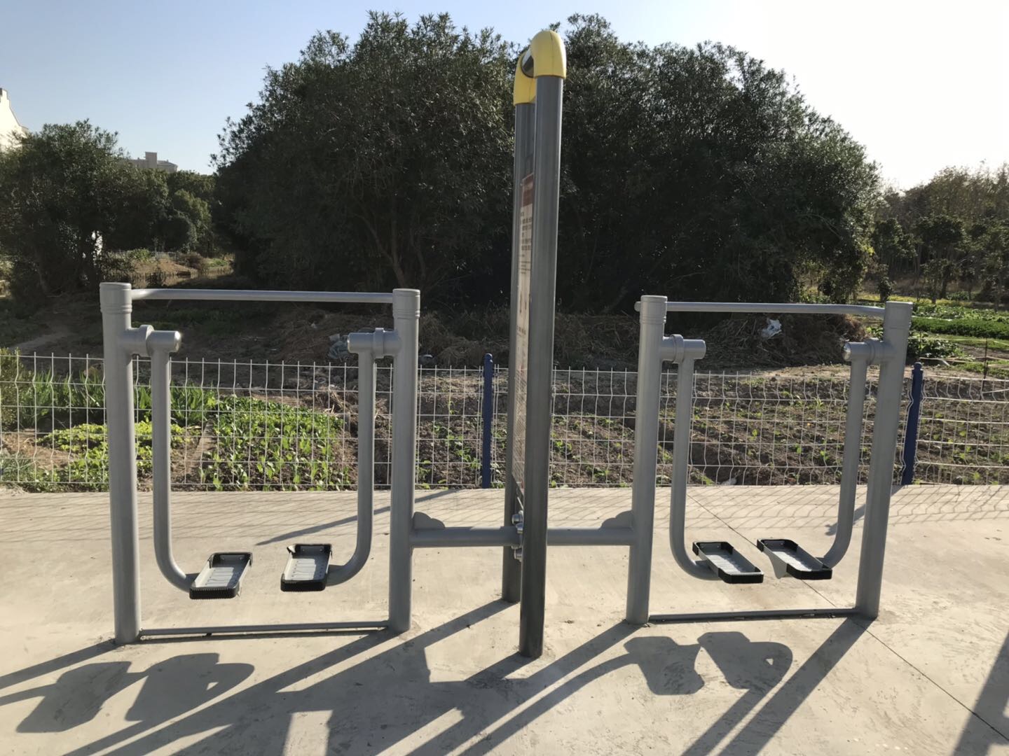 雙位太空漫步機(jī)