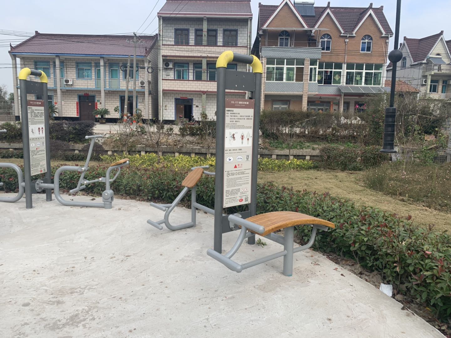 腹肌訓(xùn)練器