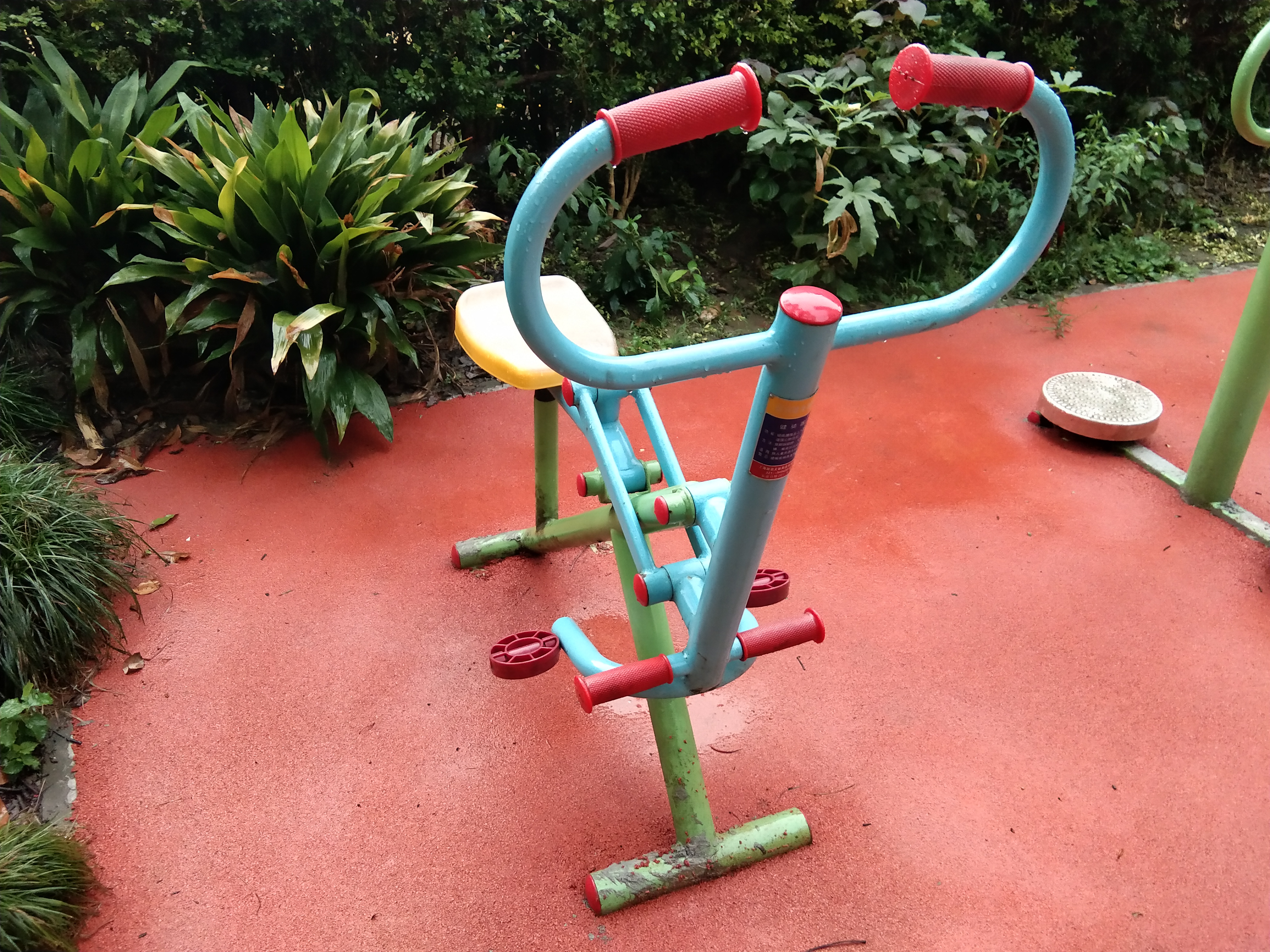 健騎機(jī) 健騎機(jī)